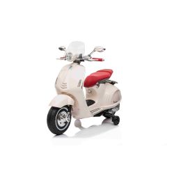 Motocykl elektryczny Vespa 946 również z biegiem wstecznym, biały, z kołami pomocniczymi, licencjonowany, akumulator 2 x 6 V, silnik 2 x 30 W, skórzane siedzenie, odtwarzacz MP3 z wejściem USB