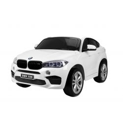 BMW X6 M, Elektryczne Autko, Biały Kolor, Dwa Siedzenia ze Skóry, 2 x 120 W, Oryginalna Licencja, Zasilanie Akumulatorem, Otwierane Drzwi, Hamulec Elektryczny, 2 x Silnik, Akumulator 12 V 10 Ah, Pilot 2,4 GHz, Koła Soft EVA, Płynny Start